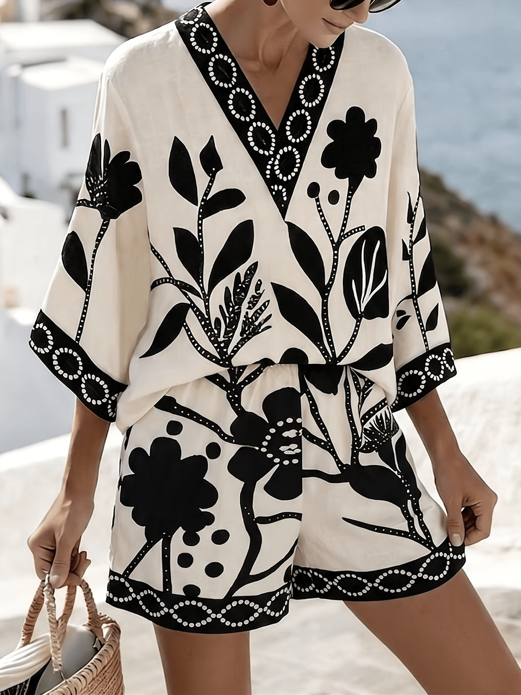 Women's Elegant Bohemian Style Floral Print Loose Top, Shorts, and Set - Wilderness - White