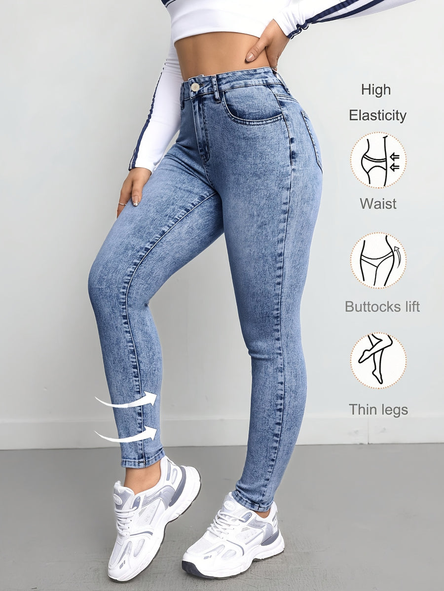 Fashionable and Comfortable Women's Skinny Jeans - Medium Blue