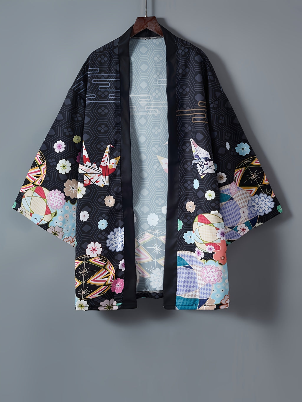 Yukata-Style Vintage Floral Printed Kimono Cardigan, Harajuku-Inspired Modified Haori with Three-Quarter Sleeves, a Short Japanese Outerwear Shawl, Lightweight Cover-Up For, Fashionable Casual Top - Black