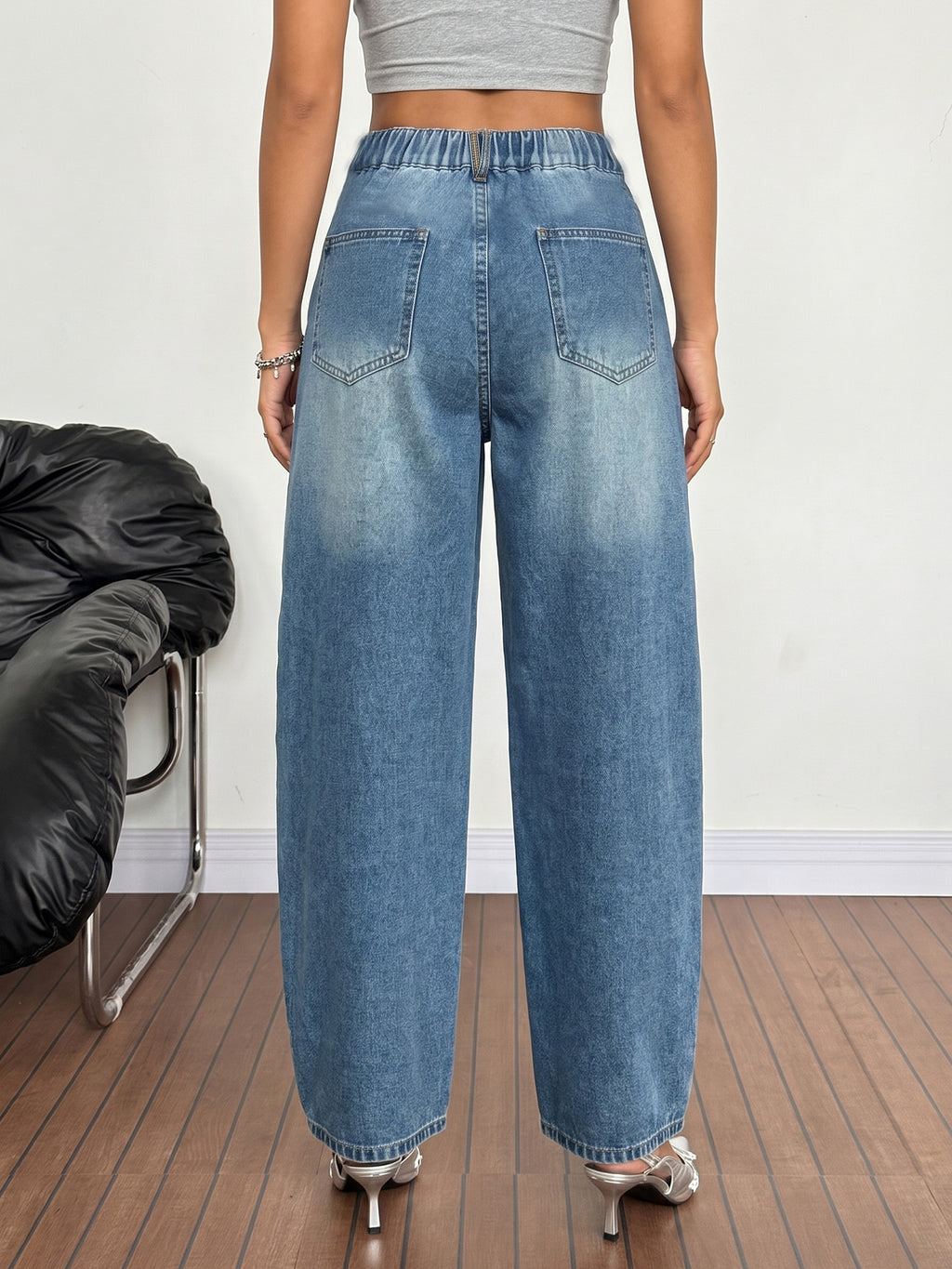 Women's Elegant and Trendy Bucket-Design Stretch Jeans - Blue