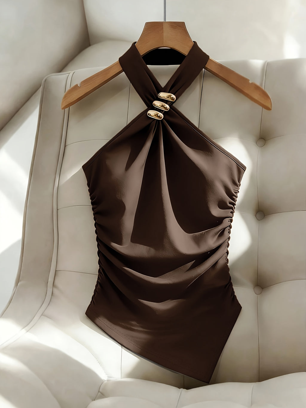 Women'S Solid Color Halter Slim Off-Shoulder Elegant Asymmetrical Hem Top, Side Waist Cinched Ruched Blouse, Metal Decor Button Design, Suitable for Dates, Gatherings, Commuting, Casual Fashion Versatile Premium Style - All-Season - Coffee Brown