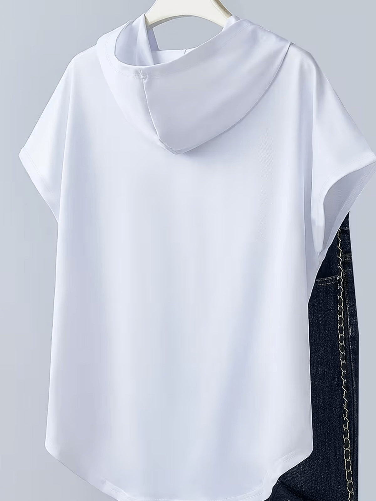 1pc Women's Y2K Hooded Short Sleeve T-Shirt - Soft Loose Fit Blouse Top with Hood, Machine Washable Suitable for Gym, Casual & Casual Attire, - Layering Piece, Non- Basic Wardrobe Essential - White