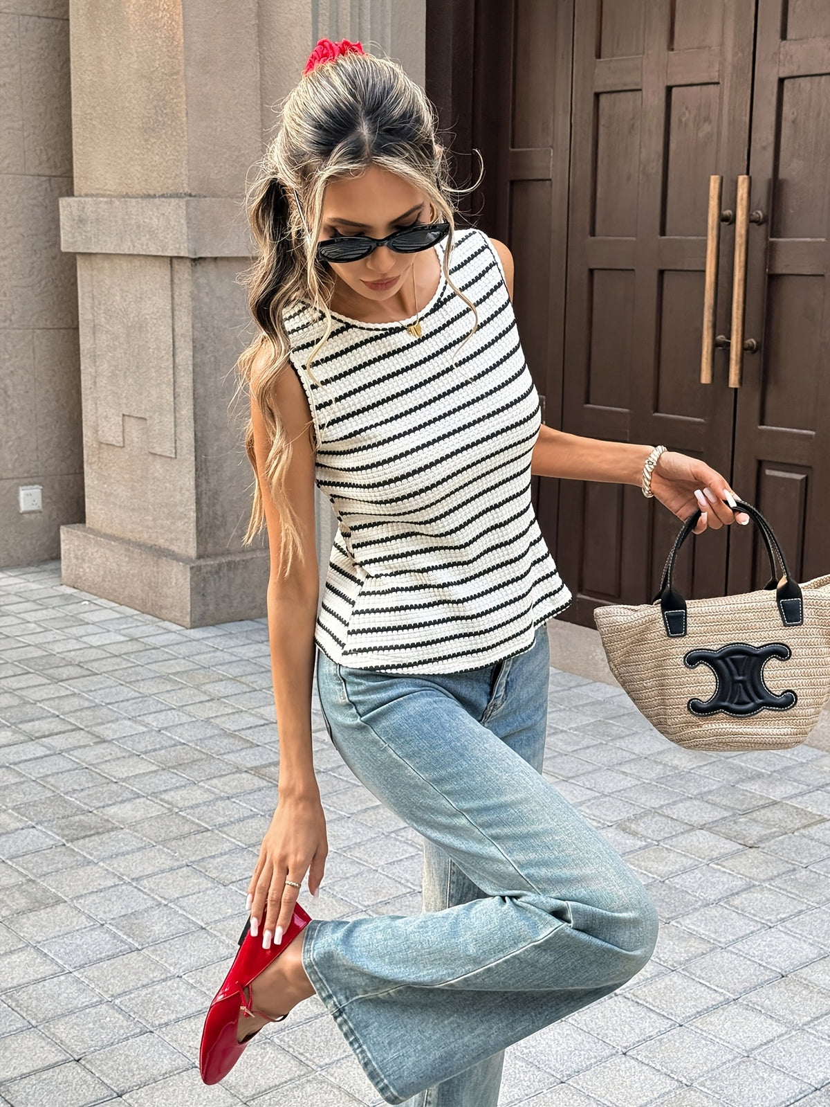 Summer Elegant Commute Vacation Date Back Contrast Bow Stripe Round Neck Sleeveless Vest Women'S Clothing - Black And White Stripes