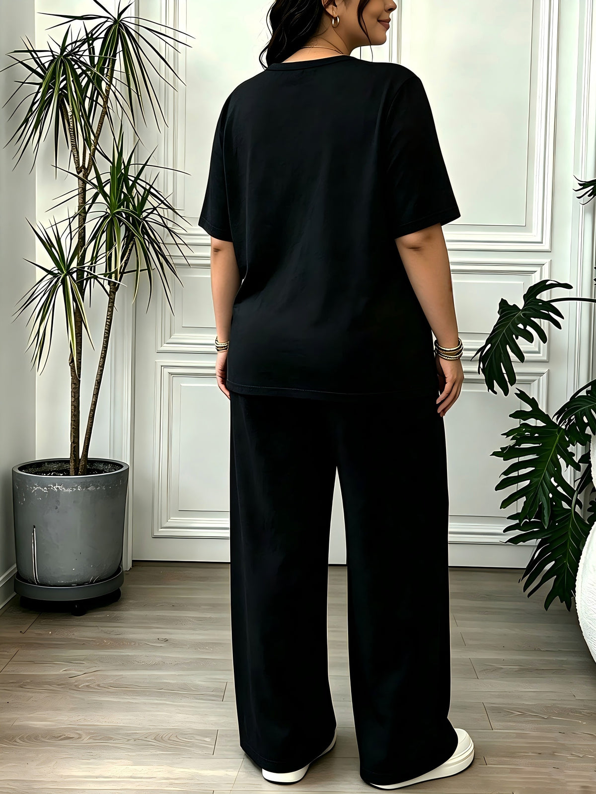 Women'S Plus Size Casual Loose Pajama Set, Letter And Bow Theme Printed Loose Round Neck Short Sleeve And Long Pants, Suitable for Spring Summer Fall, Machine Washable And Dry Cleanable - Black