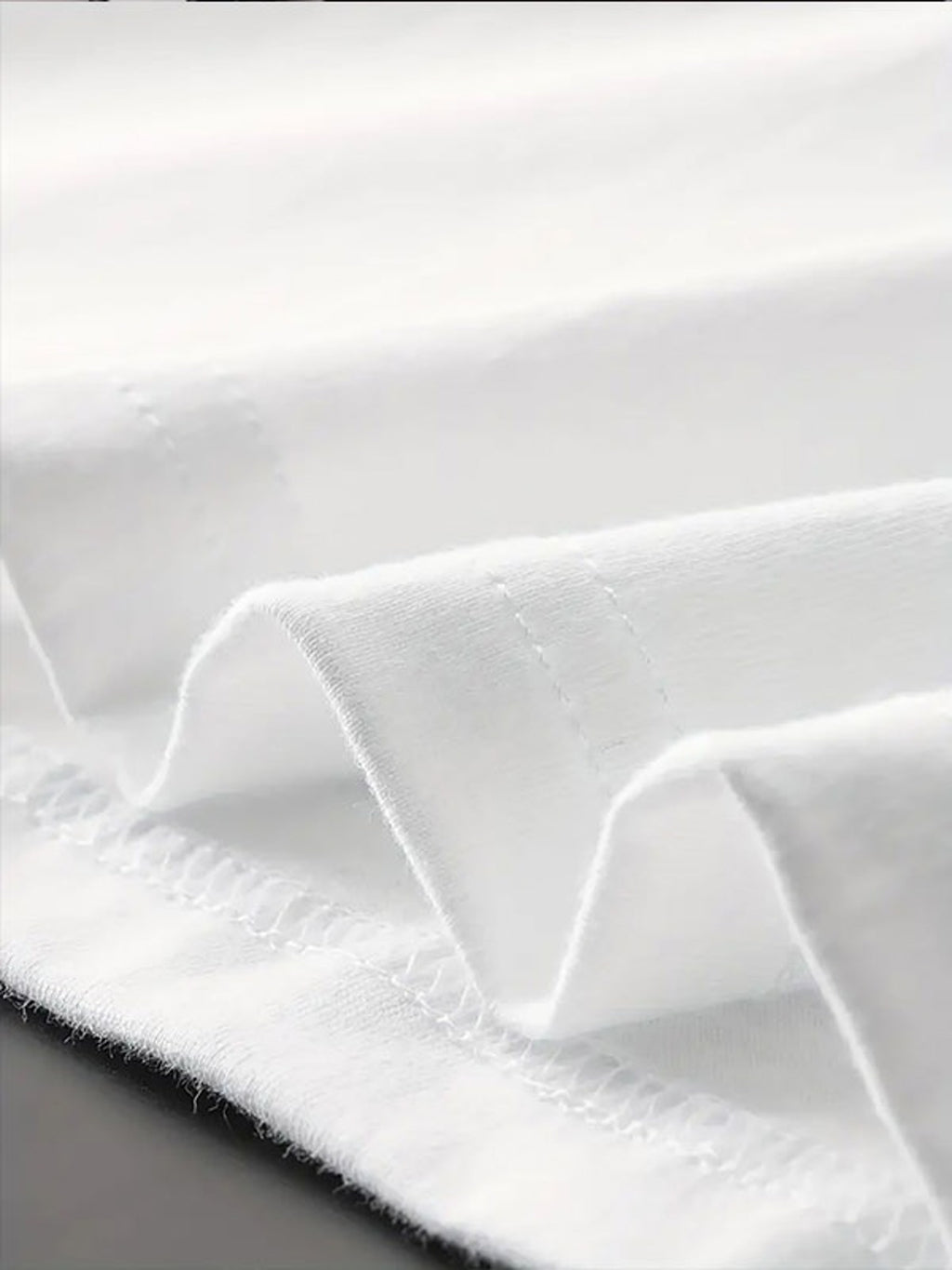 Women's Plain White Short Sleeve T-Shirt - Minimalist Round Neck Blouse Suitable for Daily Wear & Outdoor, Comfortable Stretch Polyester Fabric, Vertical Chest Print, Machine Washable Casual Top in Multiple Sizes (Regular Fit) - White