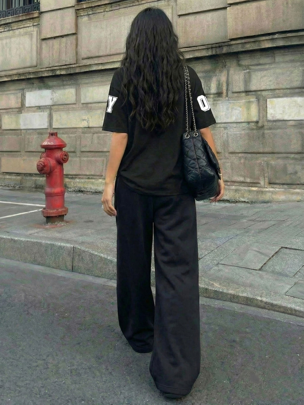 Women'S Casual Street Style Never Gives Up, Featuring a Printed Round-Neck Short-Sleeve Top And Loose Drawstring Pants Set, Perfect for Summer Streetwear - Black+black