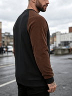 Men's Autumn/Winter Crew Neck Sweatshirt, Corduroy Sweatshirt. Made from Wrinkle-resistant Soft Knitted Fabric, It Is Highly Practical. Suitable for Students' Daily Wear on Campus, Outings, Dates, Commuting, and Camping, and Can Also Be Worn - Black