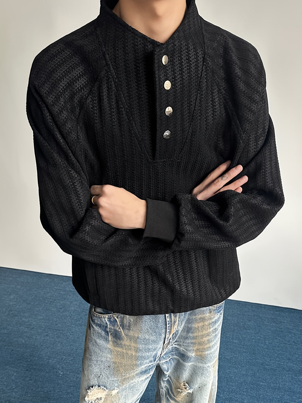 Men's Sweatshirt, a Fashionable and Versatile Casual Men's Sweatshirt with a Trendy Design Featuring a Patchwork Placket, Stand-up Collar, and Pockets. It Features a Raglan Sleeve Design and a Loose Fit, Suitable for Daily Casual Wear - Black