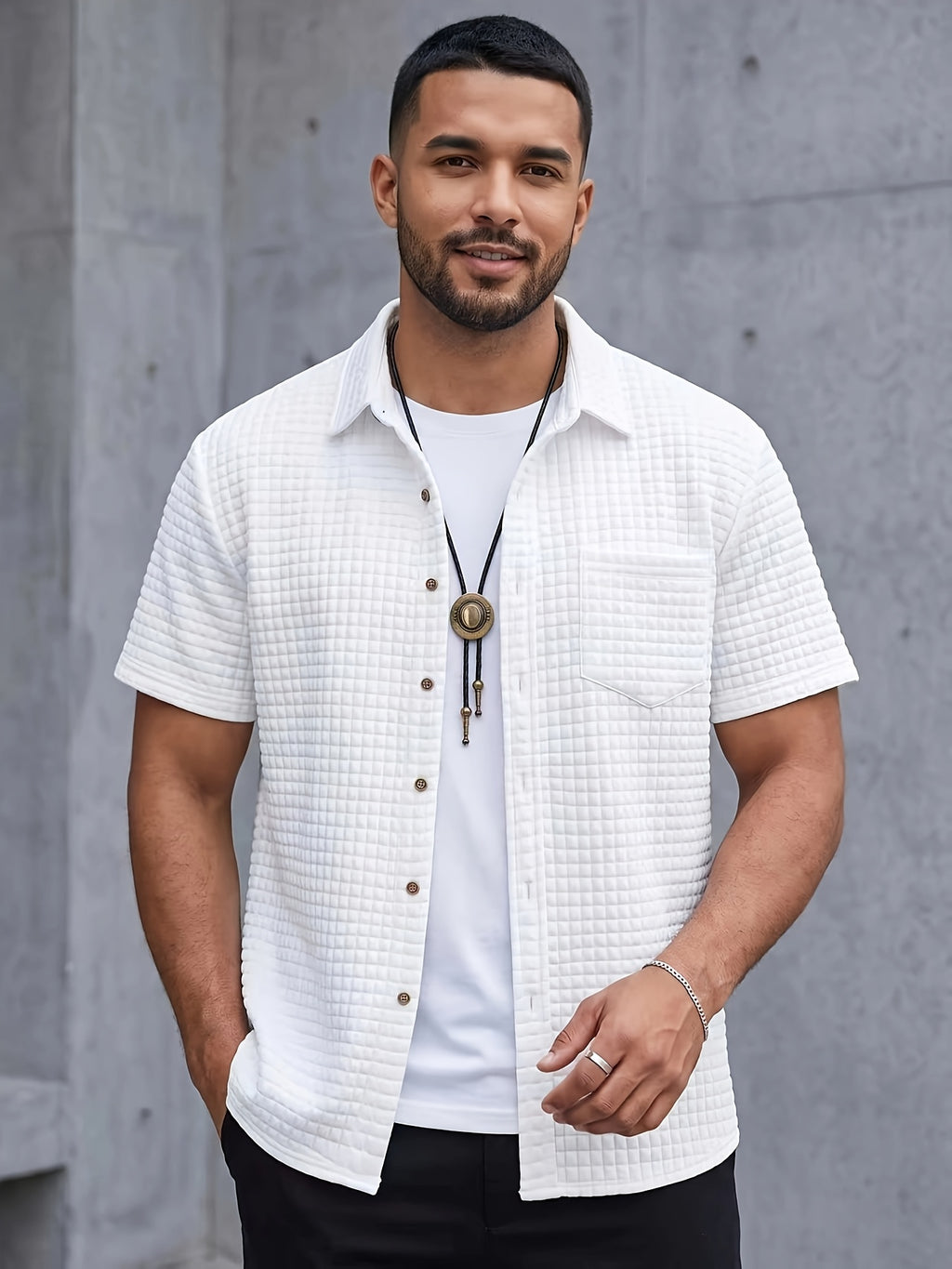 Men's Fashion Classic  Solid Color Small Checkered Lapel Button- Design, Suitable for Daily Casual Fashion, Simple Outings, Commuting, Street Trends, New Summer Short-Sleeve Shirt - White