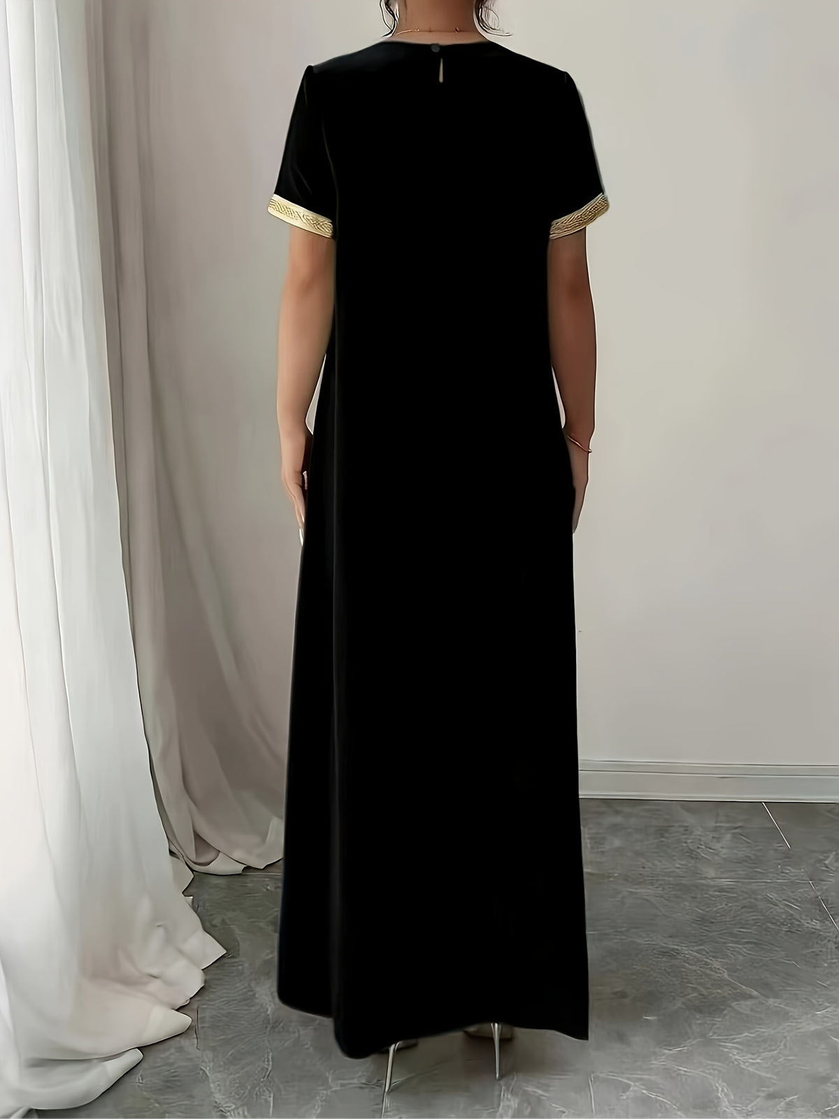 Middle East Round Neck Temperament Loose Belly-Covering Vacation Retro Niche Design Dress Short-Sleeved Long Skirt - Black