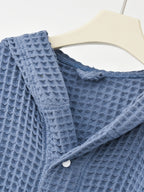 A 100% Waffle- Hooded Bathrobe with Quick-absorbing and Excellent Warmth Properties, Ideal for Bathing, Swimming, and Vacation Wear. Suitable for Sleeping. Features a Very Loose Fit. Perfect as a Holiday Gift for Family, Friends, or Partners - Blue