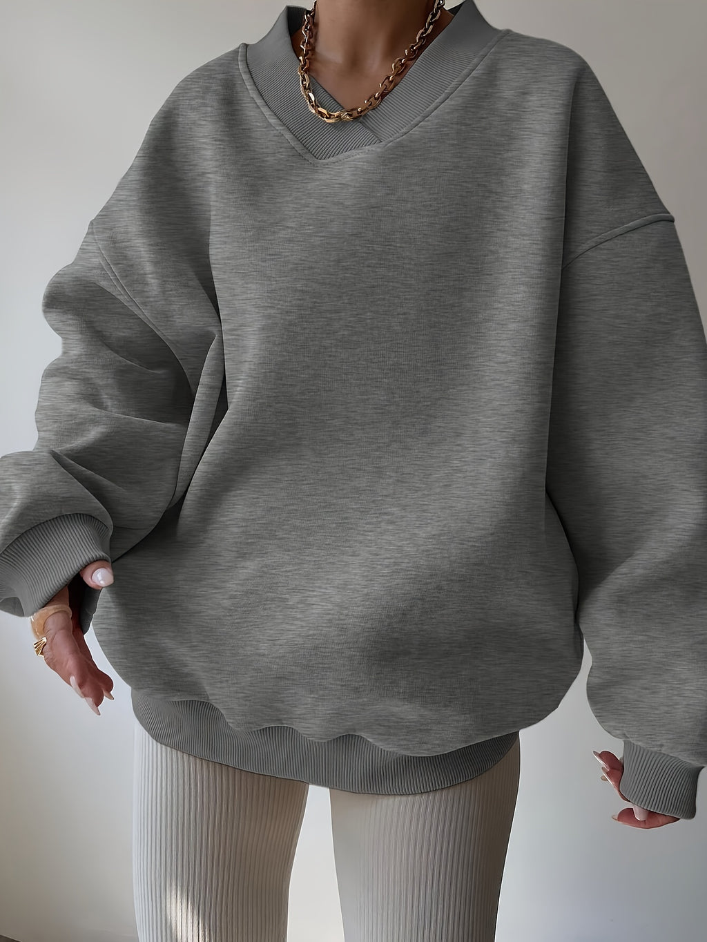 Autumn and Winter Fashion Women's Solid Color Loose Drop Shoulder V-Neck Sweatshirt - Grey