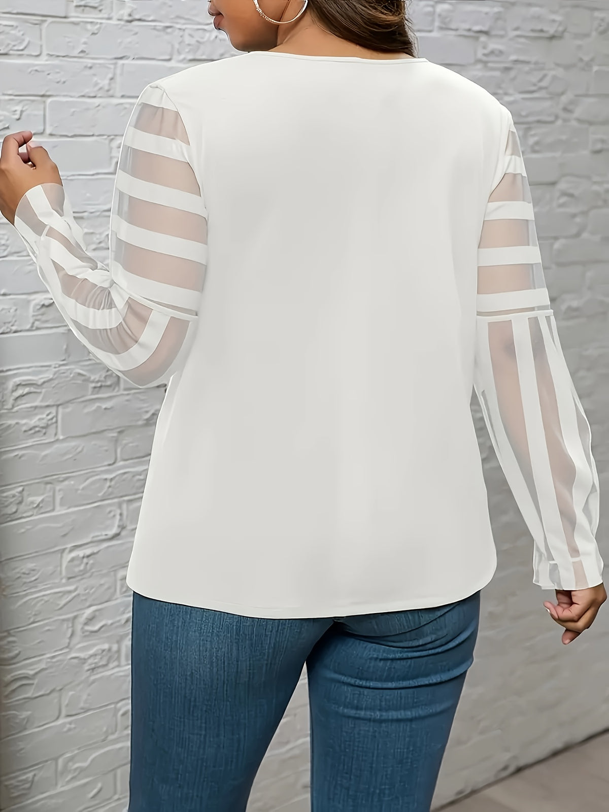 Women's Elegant Lace Trim Long Sleeve T-Shirt - Loose Fit Solid Black Top, Round Neck All-Season Machine Washable Blouse for Casual & Formal Wear, Versatile Fashion, Sophisticated Style, Layered Texture - White