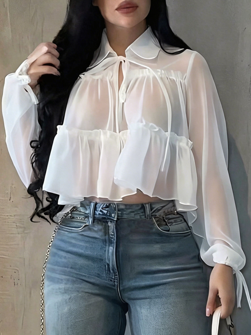 Elegant Special French-Style Gentle Tone Solid Color Lapel Tie Ruffle Short Chiffon Blouse for Women, Spring/Summer Outfit, Suitable for Daily Outings, Commuting, Dating, and Other Occasions ZLLZ - White