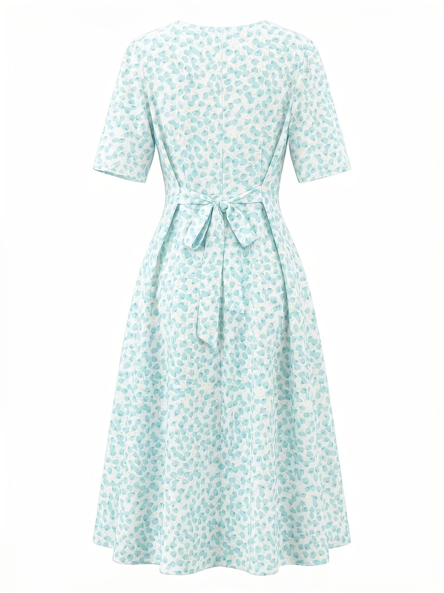 Women's French Vintage Lapel Collar Dress with Waist Cinch - Short Sleeve -Neck -Line Midi Dress, Blouse-Suitable for Daily Commuting, Short Bell Sleeves & Contrast Collar, Spring Summer Office to Casual Wear (Machine Washable) - Light Blue