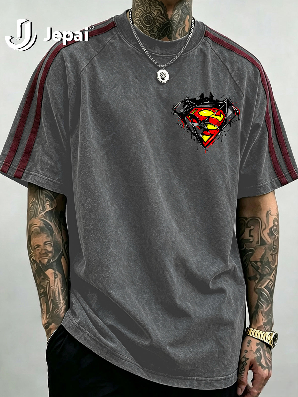 Official Warner Bros. Product, Hip-hop High Street DC Superman Batman Logo Print Stripe T-shirt, Loose Drop-shoulder Style Casual Summer Top, Machine Washable, Suitable for Daily Wear and Themed Events - Grey