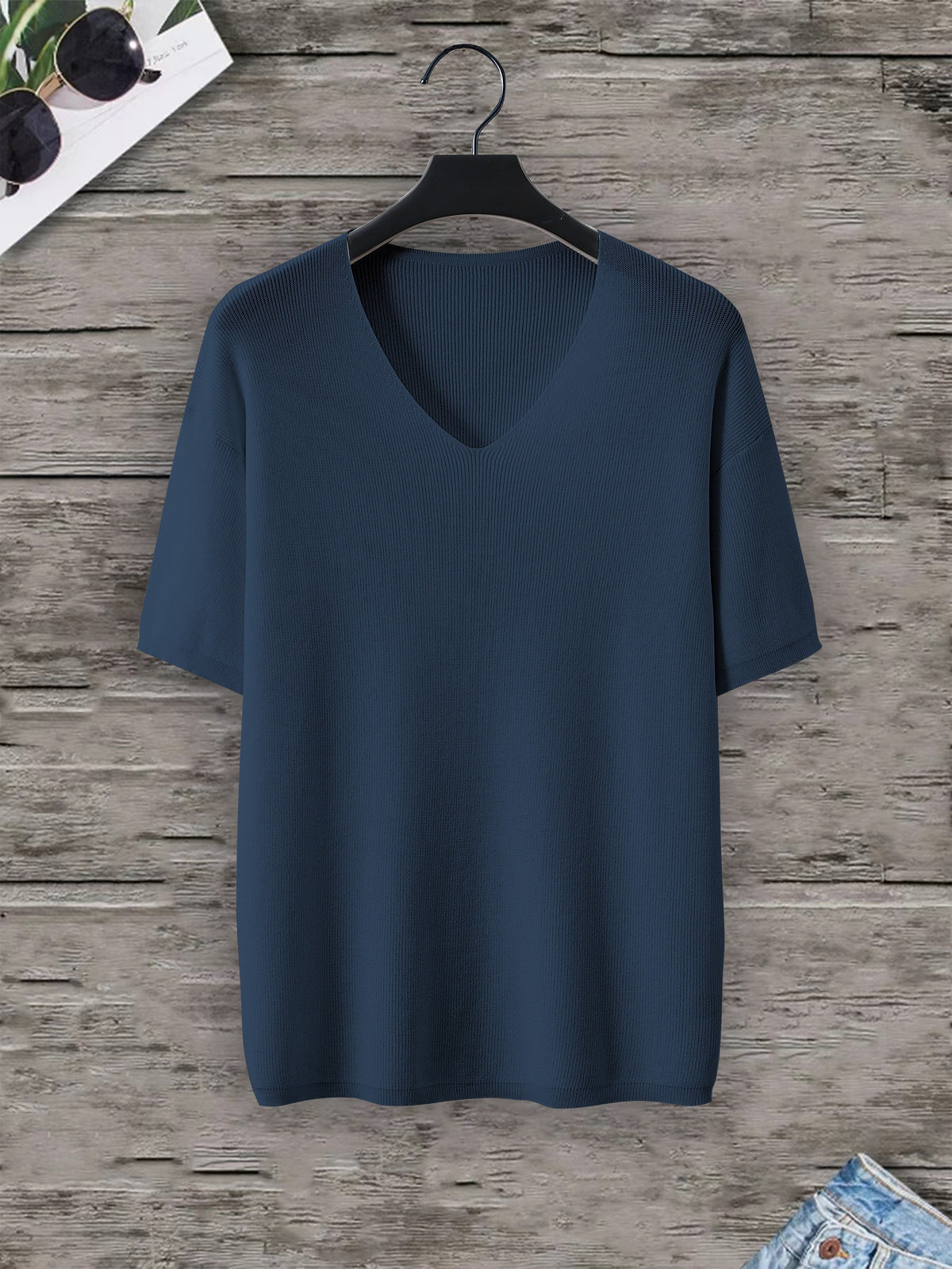 Men'S Loose-Fitting Short-Sleeve Pullover with a V-Neck And Dropped Shoulders, Knit - Navy Color