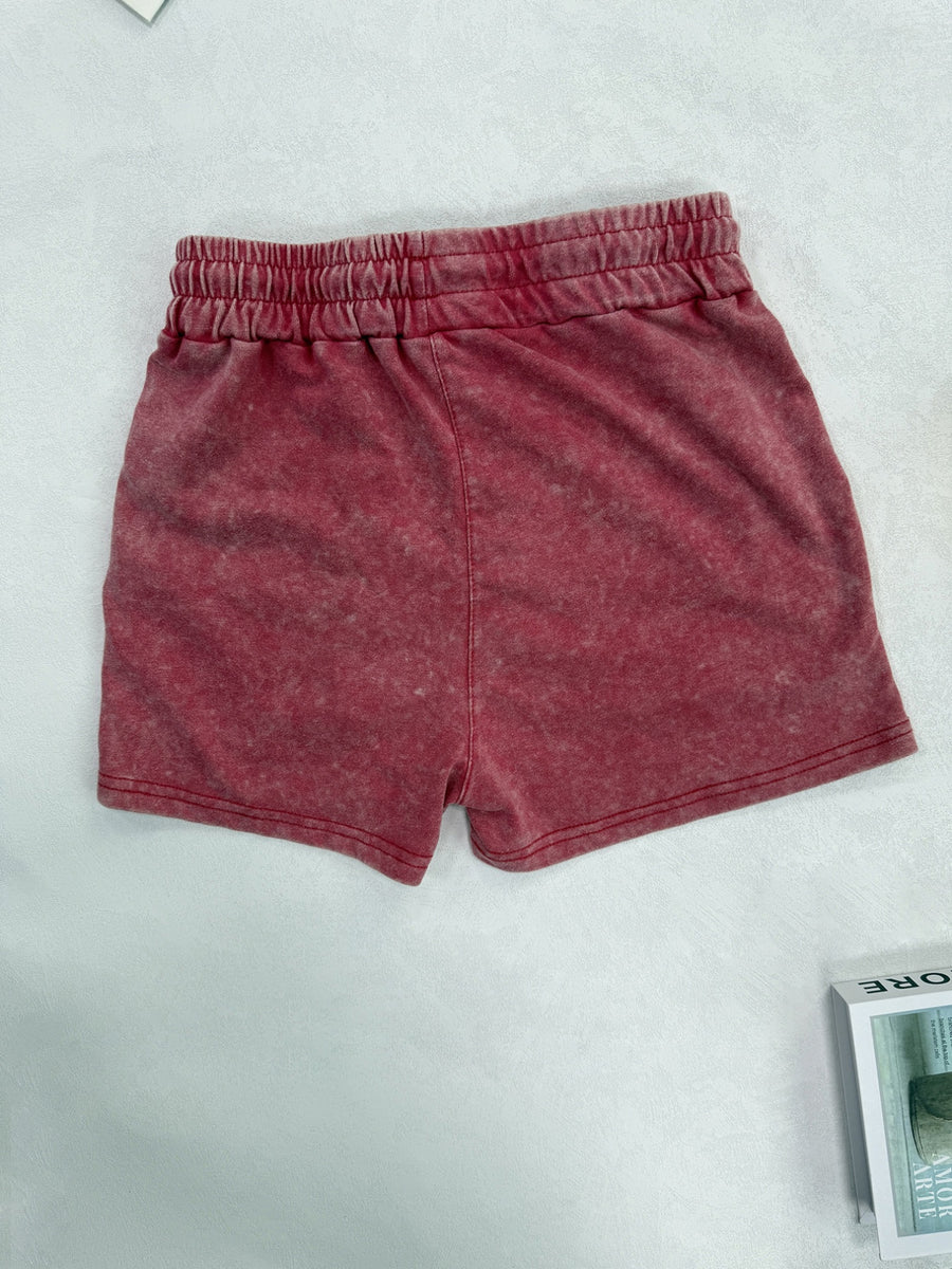 Summer Trendy Fashion Women'S Distressed Washed Shorts "BROOKLYN NEW YORK" Printed American Retro Preppy Style Comfortable for Hot Weather, with Adjustable Drawstring Waist And Pockets, Classic Silhouette, Comfortable Fit, Machine Washable Shorts - Red
