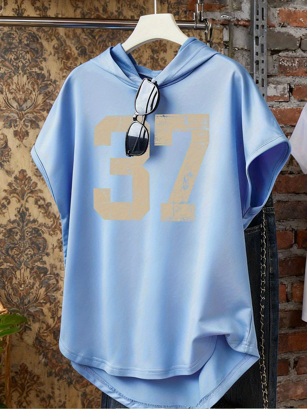 1pc Fashion Top, Polyester Fiber Material, Stylish Women's Waist-Cinching Batwing Short Sleeve Hooded Sweatshirt with Distressed Style Khaki "93.98cm Digital Print, Loose Fit Casual Short Sleeve, Fabric, Spring/Summer, Multiple Colors Available - Sky Blue
