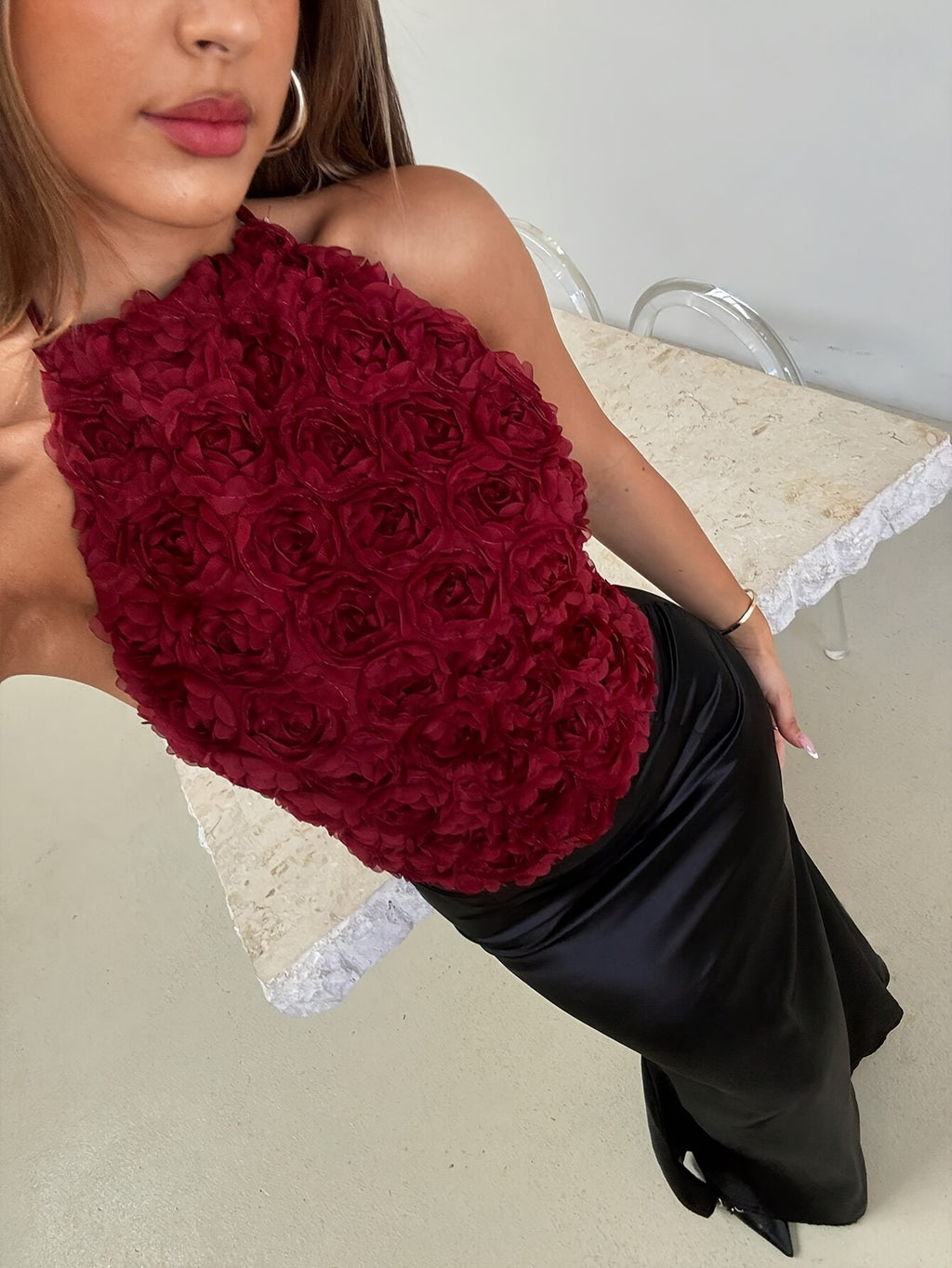 Elegant And Romantic Festival Top for Valentine'S Day Featuring a Wine-Red Rose Bouquet And a Stylish Camisole - Burgundy