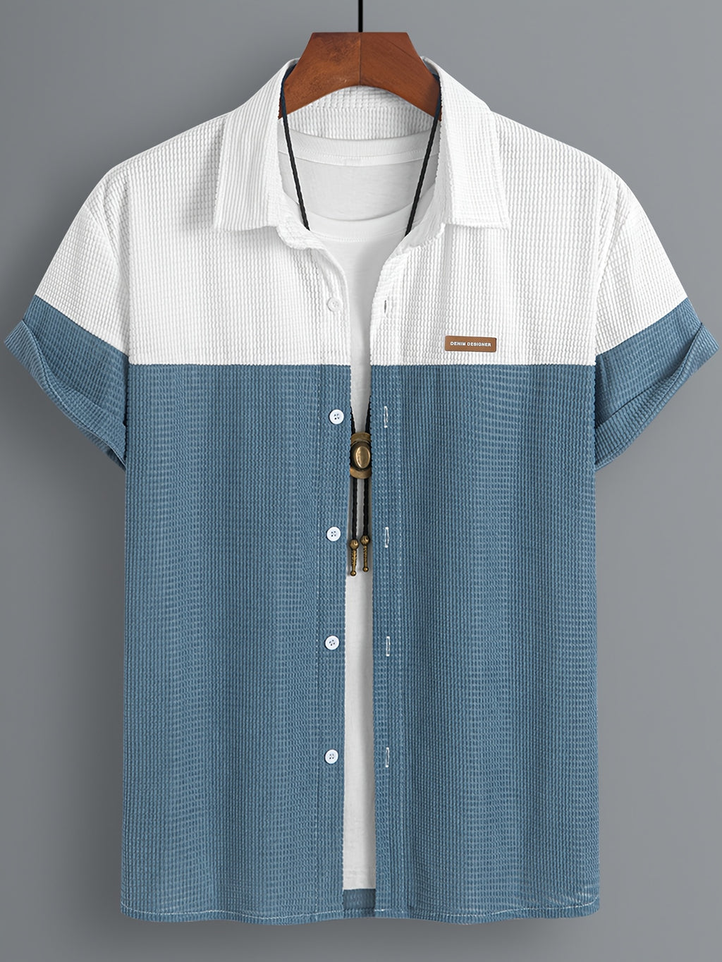 Men's Blue and White Contrast Corn Husk Grain Fabric Comfortable and Breathable Material, Lapel Collar, Full Open Front, Contrast Button Design, Suitable for Daily Casual, Fashionable, Simple Outings, Commuting, Street Style, Outings, and Summer New - Blue