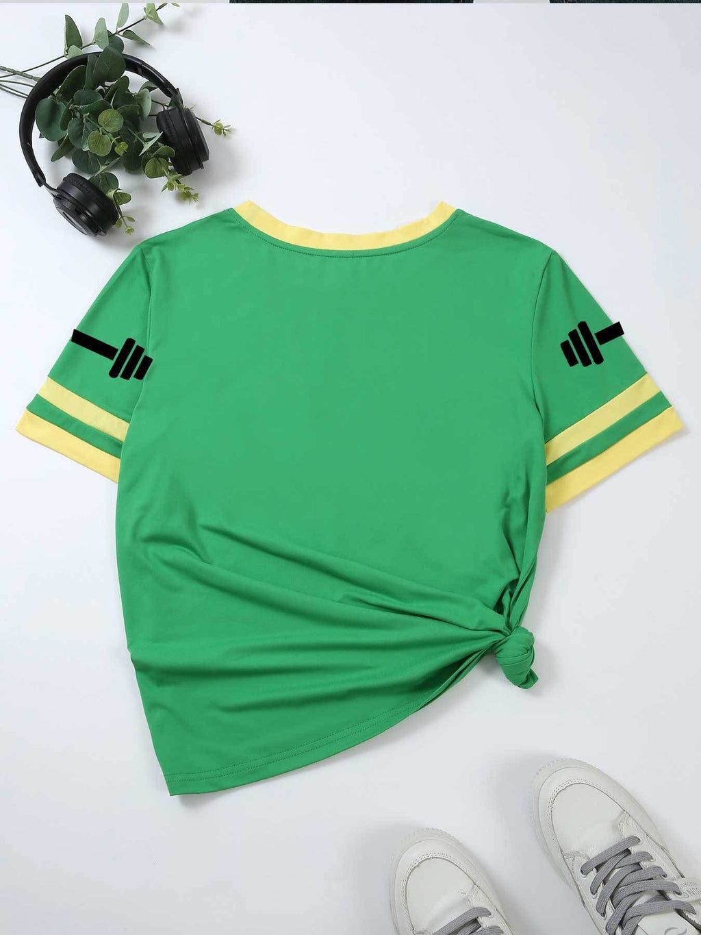20pcs Women's Colorblock T-Shirt Single Piece, Hand-Drawn Line Art Couple Holding Hands with Heart Print, Colorblock Summer  Sleeve Crew Neck Short Sleeve T-Shirt - Breathable Crew Neck Casual Sport Top, Loose Fit Spring Festival Trendy Apparel - Green＋Yellow