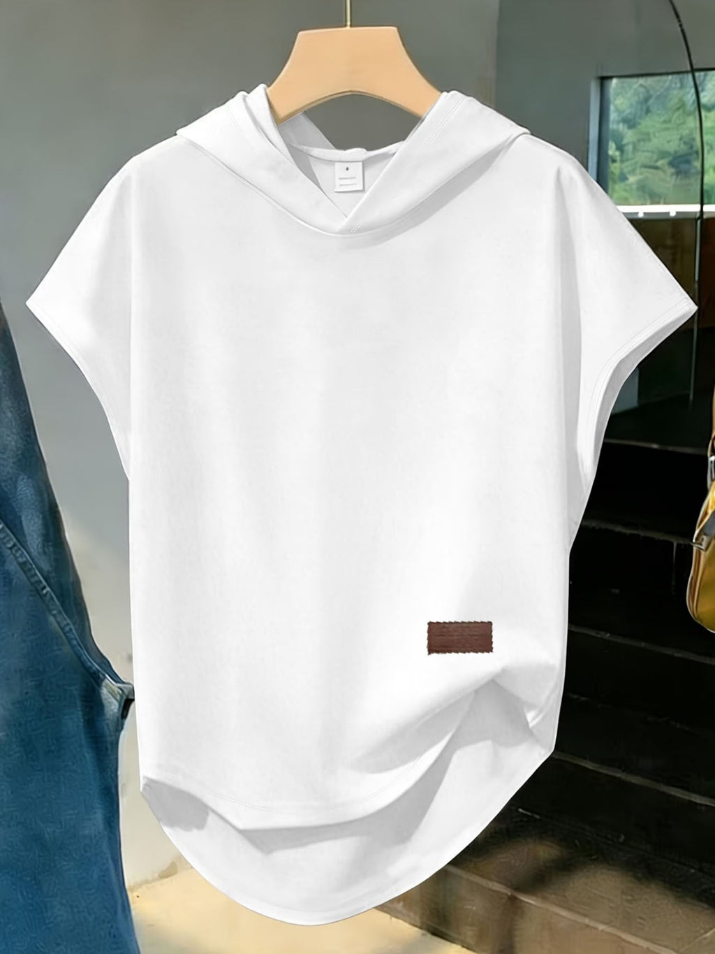 Cartoon Print Sporty Casual Style Women's Apparel, Hooded Loose Fit Design, Soft and Comfortable Top, Elegant Fashionable T-Shirt Hoodie with Short Sleeves, Suitable for Spring, Summer, Autumn, and Winter - White