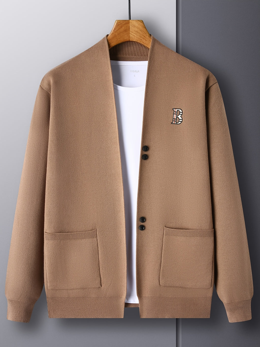 [Wading Whale OBM] Spring/Summer New Men'S Knit Cardigan, Old Money Style Solid Color V-Neck Long Sleeve Open Front Sweater with Single Button Closure And Ribbed Texture, Side Pockets And Chest Embroidery Design - ginger-colored