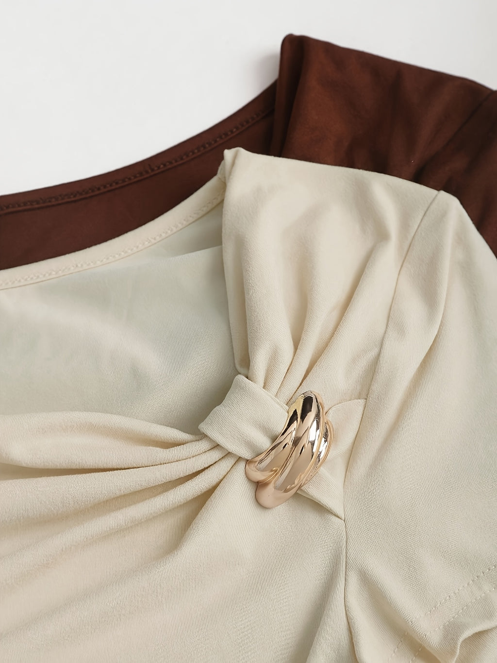 Spring And Summer Women'S Casual Two-Piece Set Featuring a Easy And Stylish T-Shirt - Apricot + Coffee