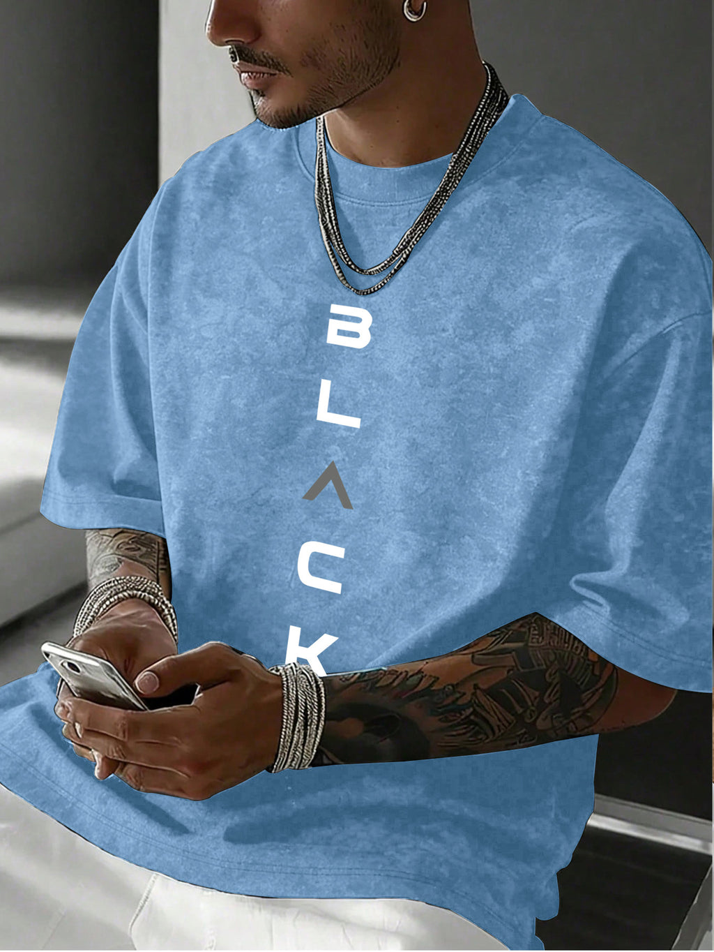 Men's American Washed Distressed T-Shirt - Vintage Vertical English Print Short Sleeve Tee, Round Neck Casual Summer Top with Suitable for Casual Attire & Layering, Machine Washable Non- Shirt - Light Blue