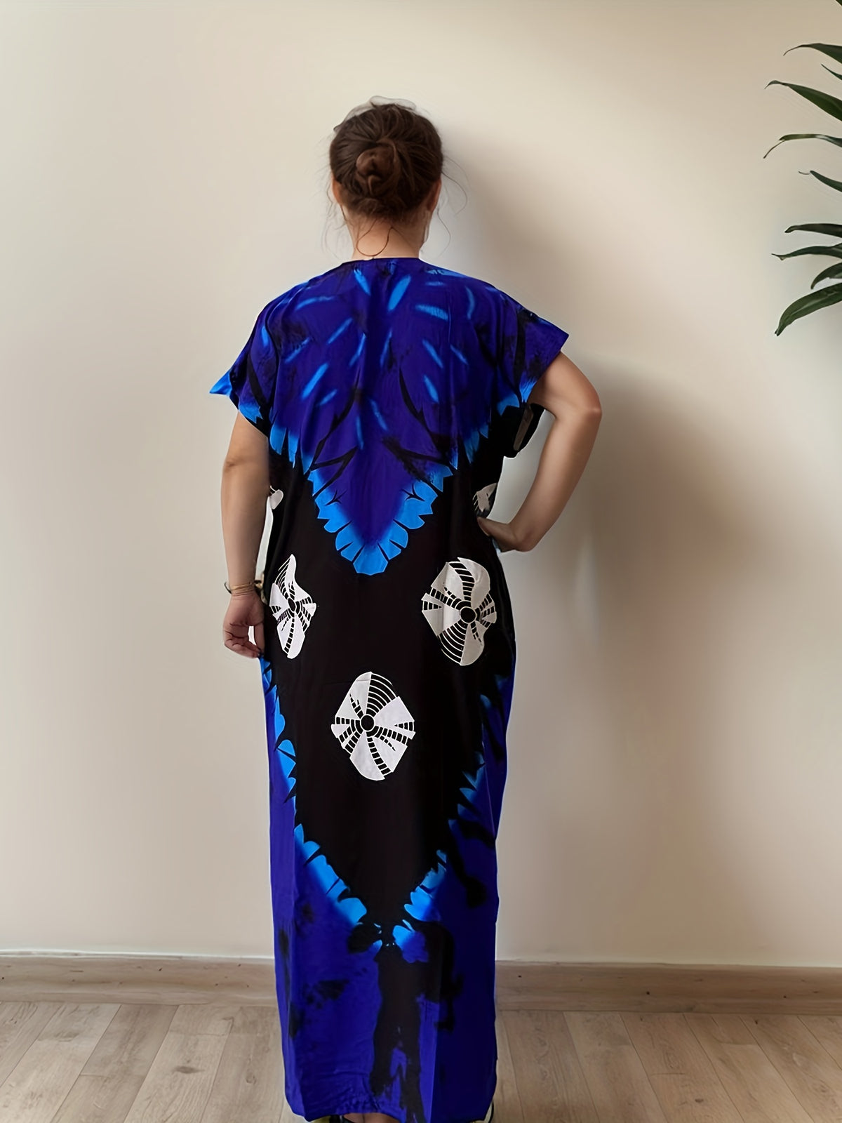 Plus-Size Floral Print Kaftan Dress for Ramadan, Elegant Round-Neck Short-Sleeve Gown for Middle Eastern Women, Women'S Plus-Size Clothing - Royal Blue