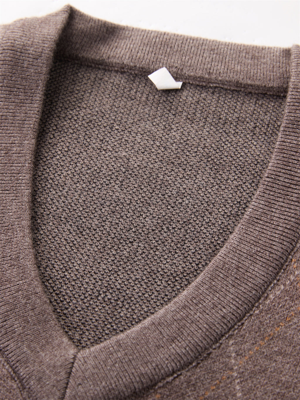 Men's Solid Color V-Neck Sweater - Warm Winter Knit Pullover with V-Neck Collar, Basic Long-Sleeve Knitwear Suitable for Fall and Winter, Casual Office Wear, Hand Washable Regular Fit Sweater for Layering - Pickle