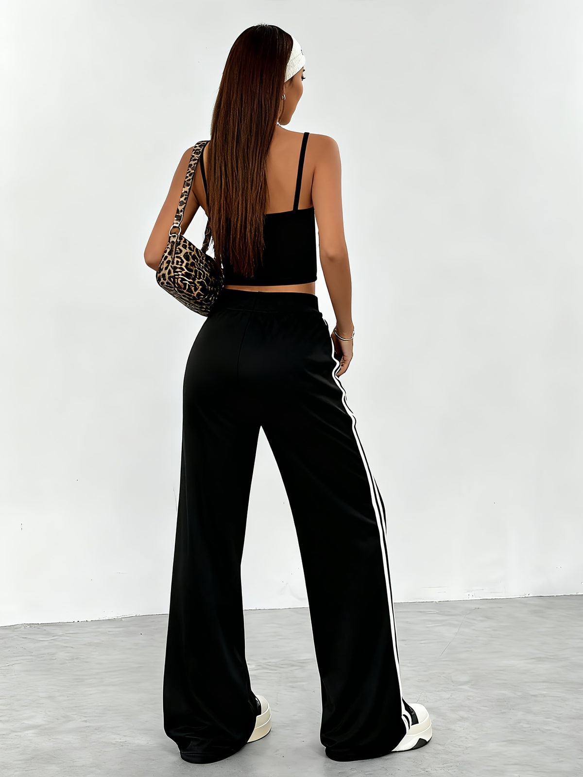Spring/Summer New Women's Outfit Set, Crop Top + Wide-Leg Pants with Contrast Side Stripes - American y Style & Korean Lazy Chic Look - Black
