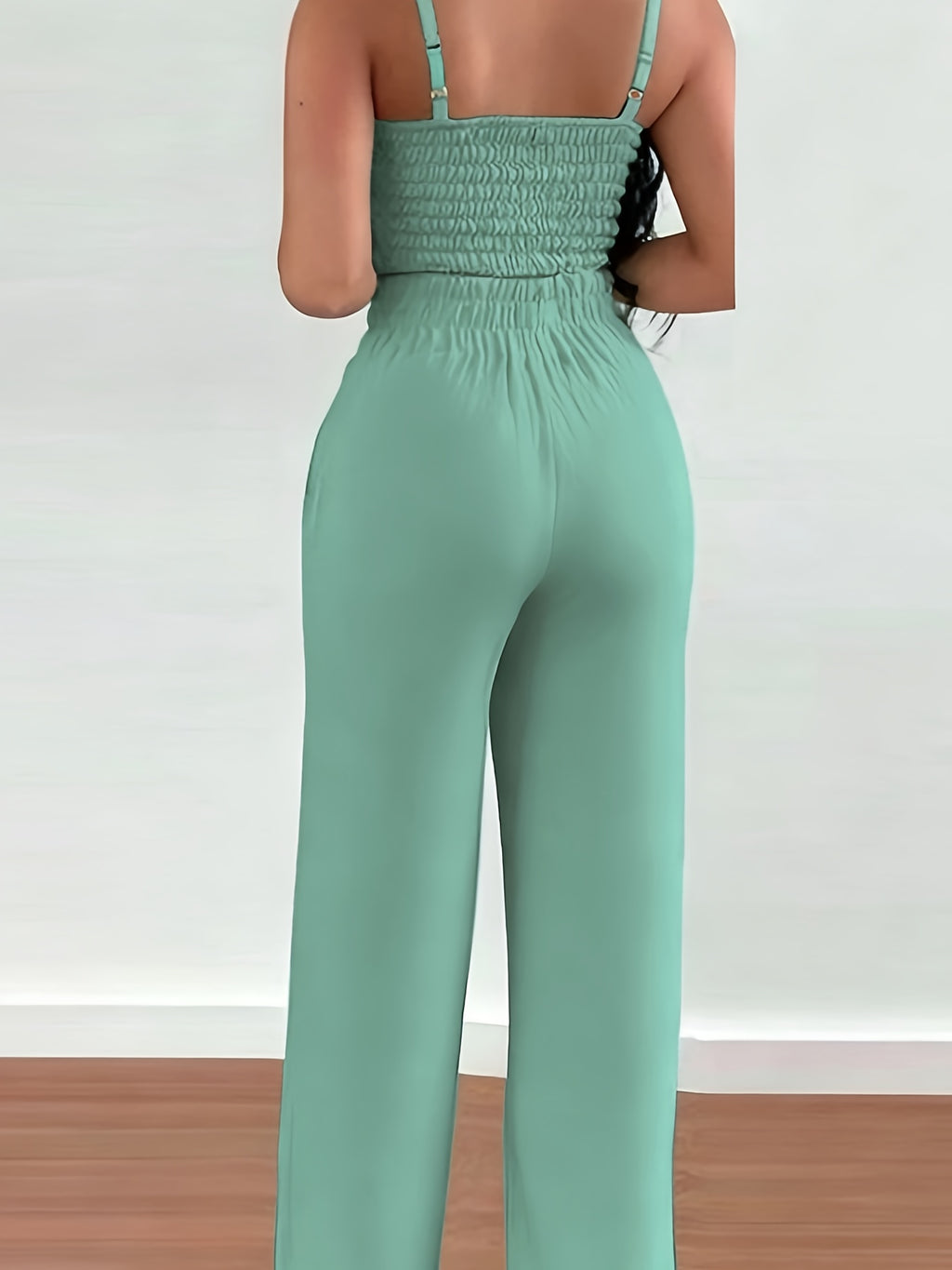 2-piece Women's Set with Thin Strap Stretch Camisole and Wide-leg Pants (front Tie) for Casual Vacation Wear - Light Green