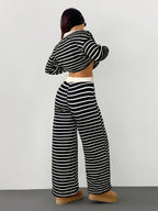 YY0909001 Women's 2pcs Set Loose Striped V-Neck Drop Shoulder Long Sleeve T-Shirt and Elastic Waist Striped Pants - Black