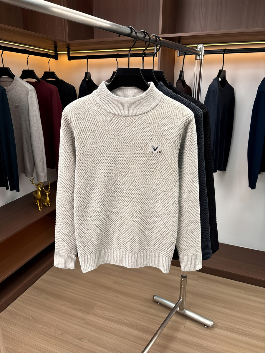 Minimalist Urban Crewneck Sweater for Portable Daily Commuting - Khaki 1