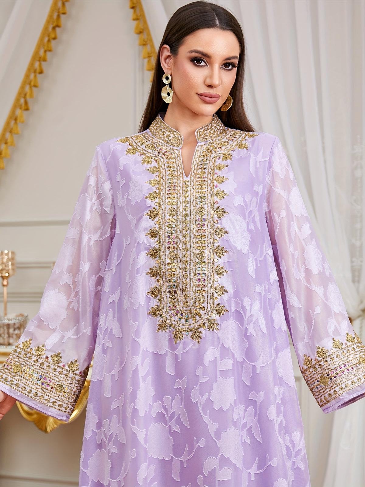 Women's Muslim Middle Eastern  New Rope Embroidery V-Neck Long Dress for Eid Al-Adha and Eid Al-Fitr Banquet Elegant Dress - Purple