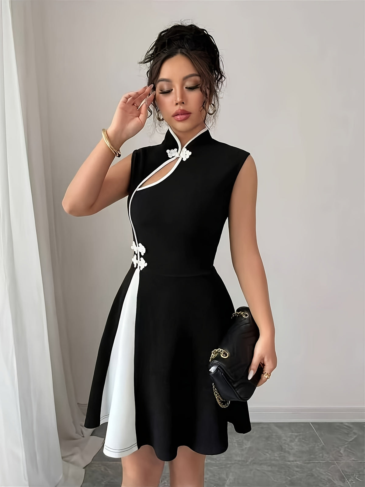 Elegant, Exquisite and Fashionable New Chinese Style Improved Cheongsam Sleeveless Bridesmaid DressBlack and White Color-block Design, Stand Collar Asymmetric Placket Hollowed Out with White Frog ButtonsSuitable for Daily Commute and Casual Wear - Black