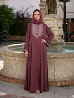 Muslim Ethnic Style Intricate Embroidery Craft Round Neck Long Sleeve Elegant Casual Long Dress Abaya (Headscarf Not Included) - The color of rouge