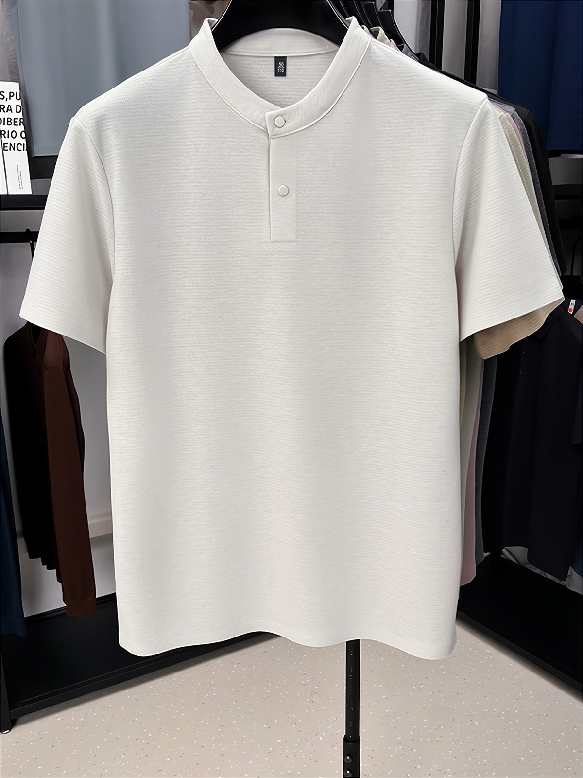 Men'S Henley Shirt Summer New Style, Solid Color Round Neck Top, Half-Button Placket, Button Closure Design, Layering with Thin Jacket, Versatile for Business Office, Golf Sports, Casual Outings, Short Trips, Father'S Day Gift, Men'S Gift - Green And White