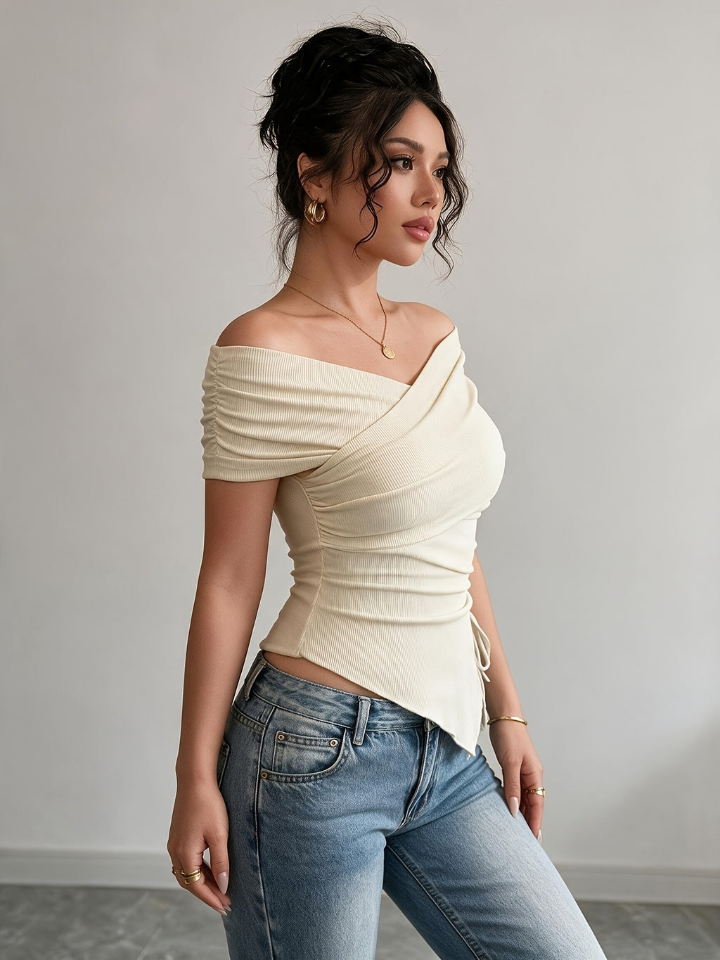 Women'S One-Shoulder Cross Strap Off-The-Shoulder Top, Asymmetrical Hem with Side Drawstring, Slim Fit, Suitable for Commuting, Casual And Versatile - Apricot