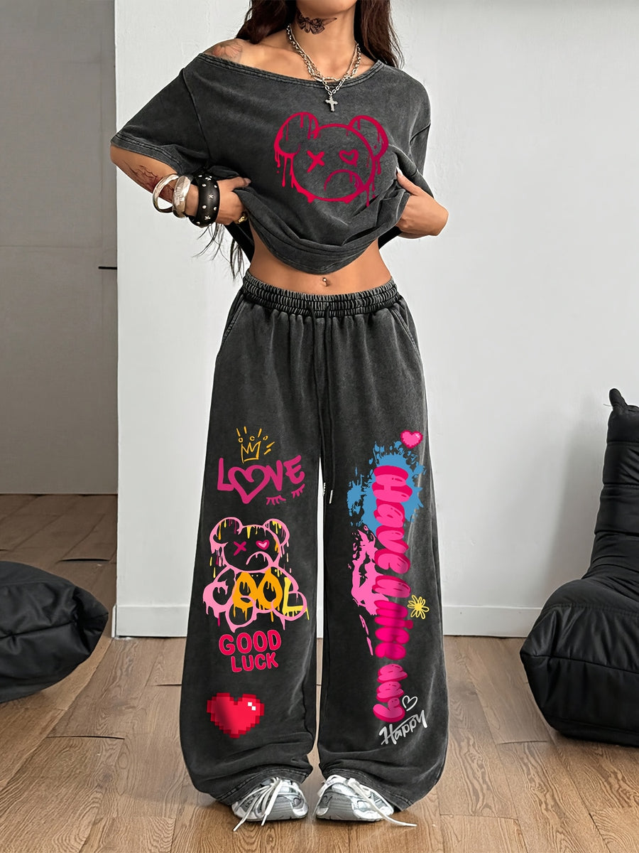 Women's 2pcs Set - Vintage Washed Off-the-Shoulder Short Sleeve Top + Elastic Waist Wide-Leg Joggers Set, Graffiti Bear Print Y2K Casual Street Style Women's Loungewear Sportswear Set - Black
