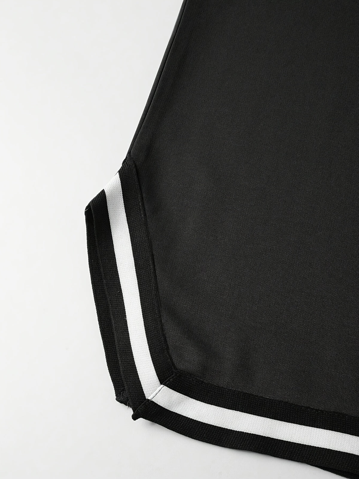 Men'S Summer Short-Sleeve Color-Blocked Round-Neck T-Shirt with Side Slits And Stretchy Knit Fabric - Black