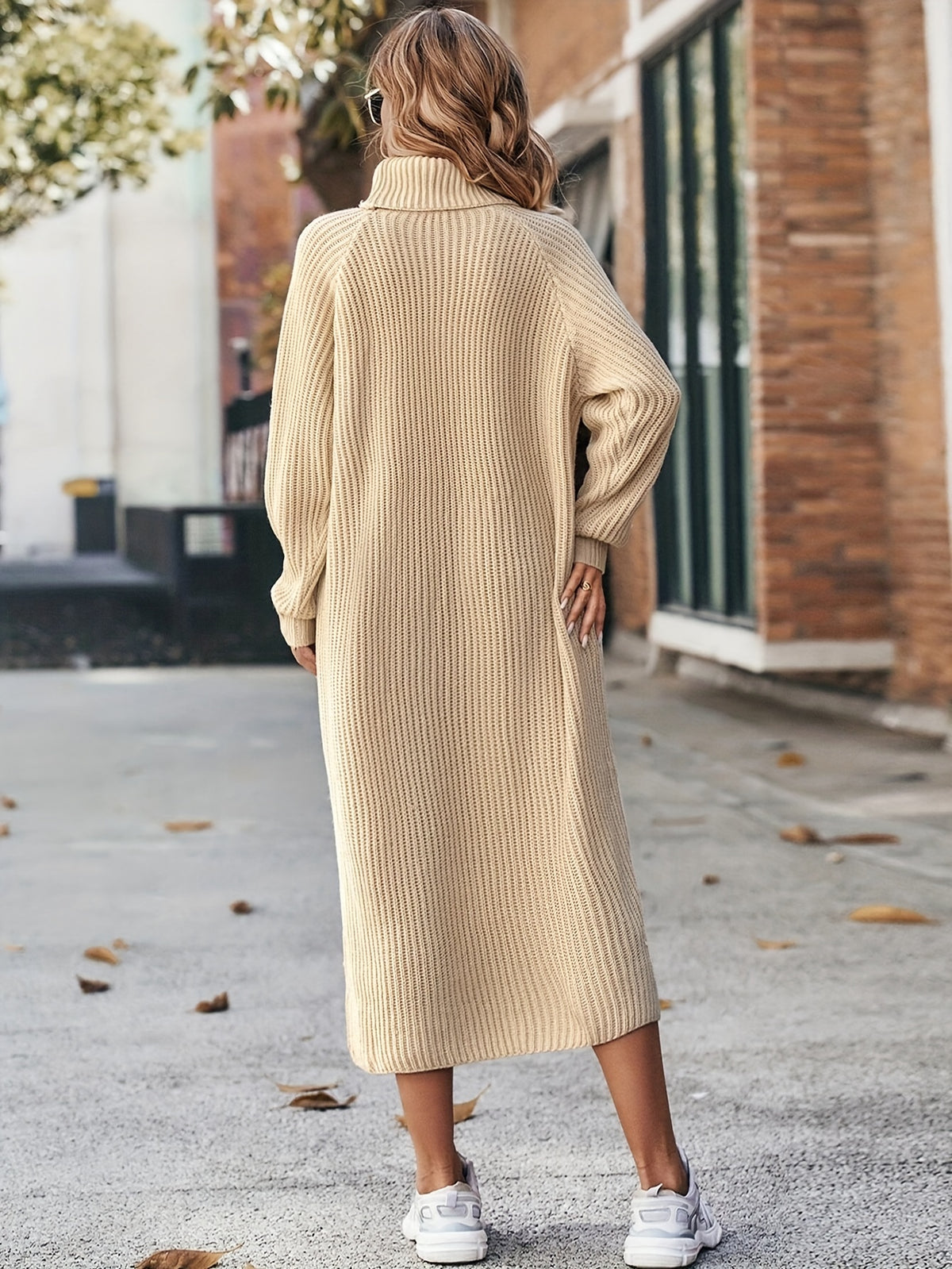 This Autumn and Winter Fashion Solid-color High-neck Long Sweater for Women Is a Casual Style. It Is Suitable for Daily Outings and Dates. It Is Versatile and Practical, and a Must-have for Daily Commutes and Dates - Apricot