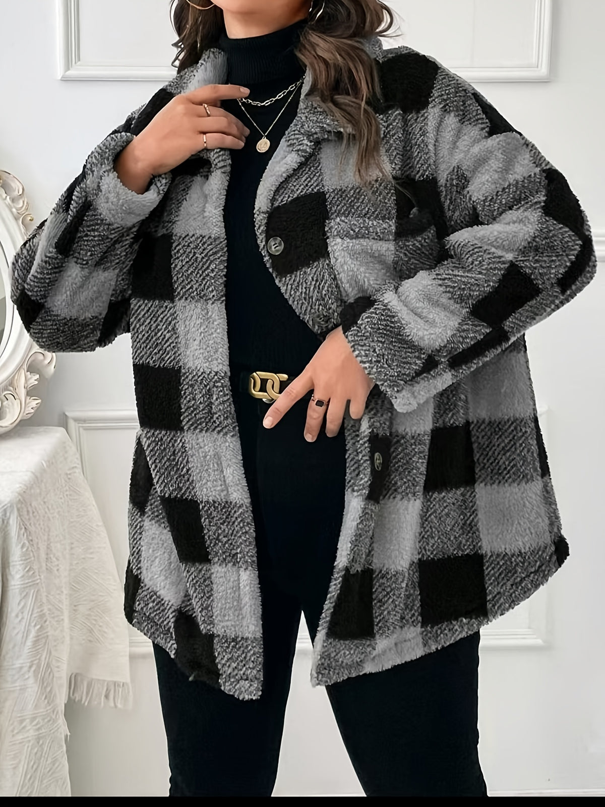 Women's Elegant Casual Plaid Jacket, Suitable for Travel, Leisure, and Strolling, a Warm, Loose-fitting Plush-patched Casual Coat - Black And Gray Grid