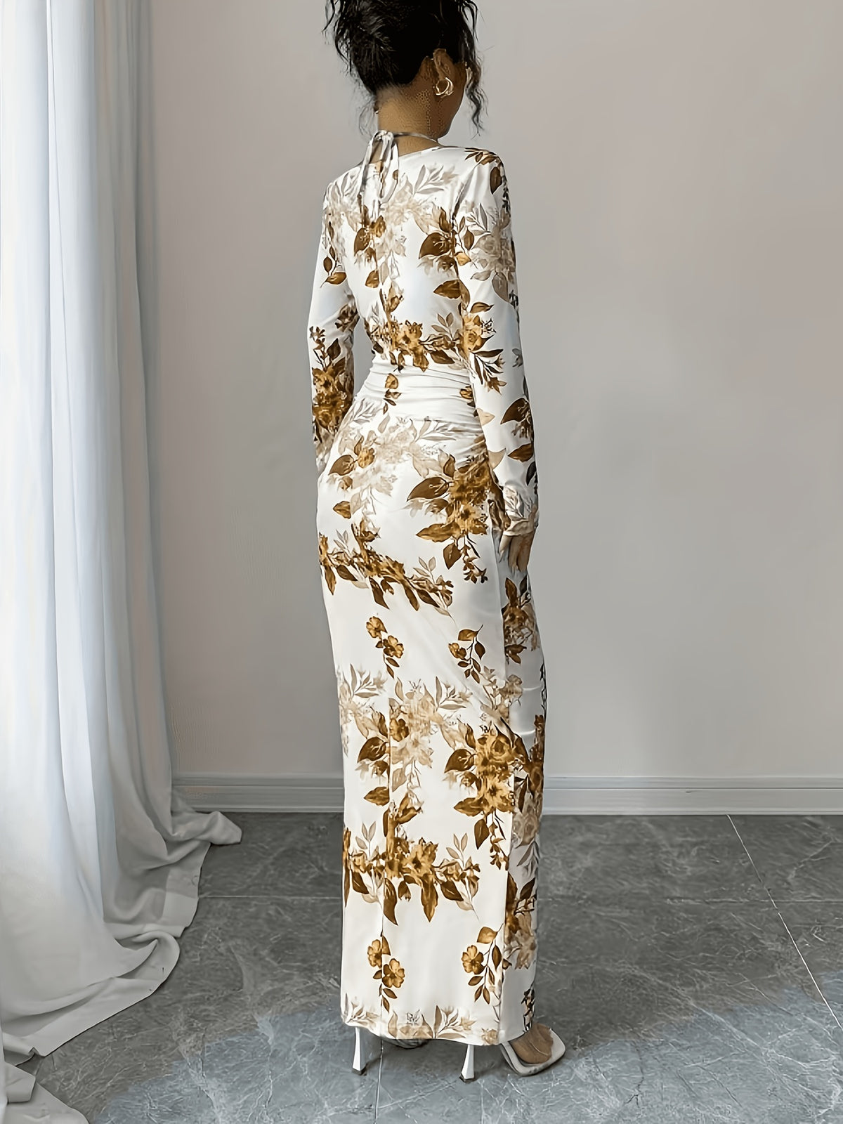 Women's Elegant Drop Collar Halter Tie Digital Print Dress - White Yellow