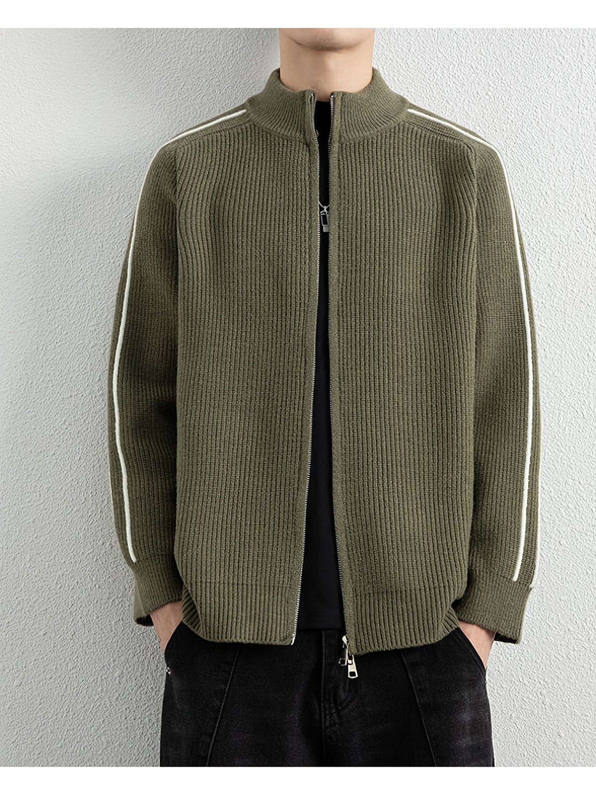 [Wading Whale OBM] Spring/Autumn New Men'S Knit Cardigan, Old Money Style Color-Block Striped Zipper Front Stand Collar Cardigan for Men, Business Casual Fashion Knitwear, Suitable for Spring, Autumn, Winter Layering Or Outerwear, Fits Daily Casual - Olive