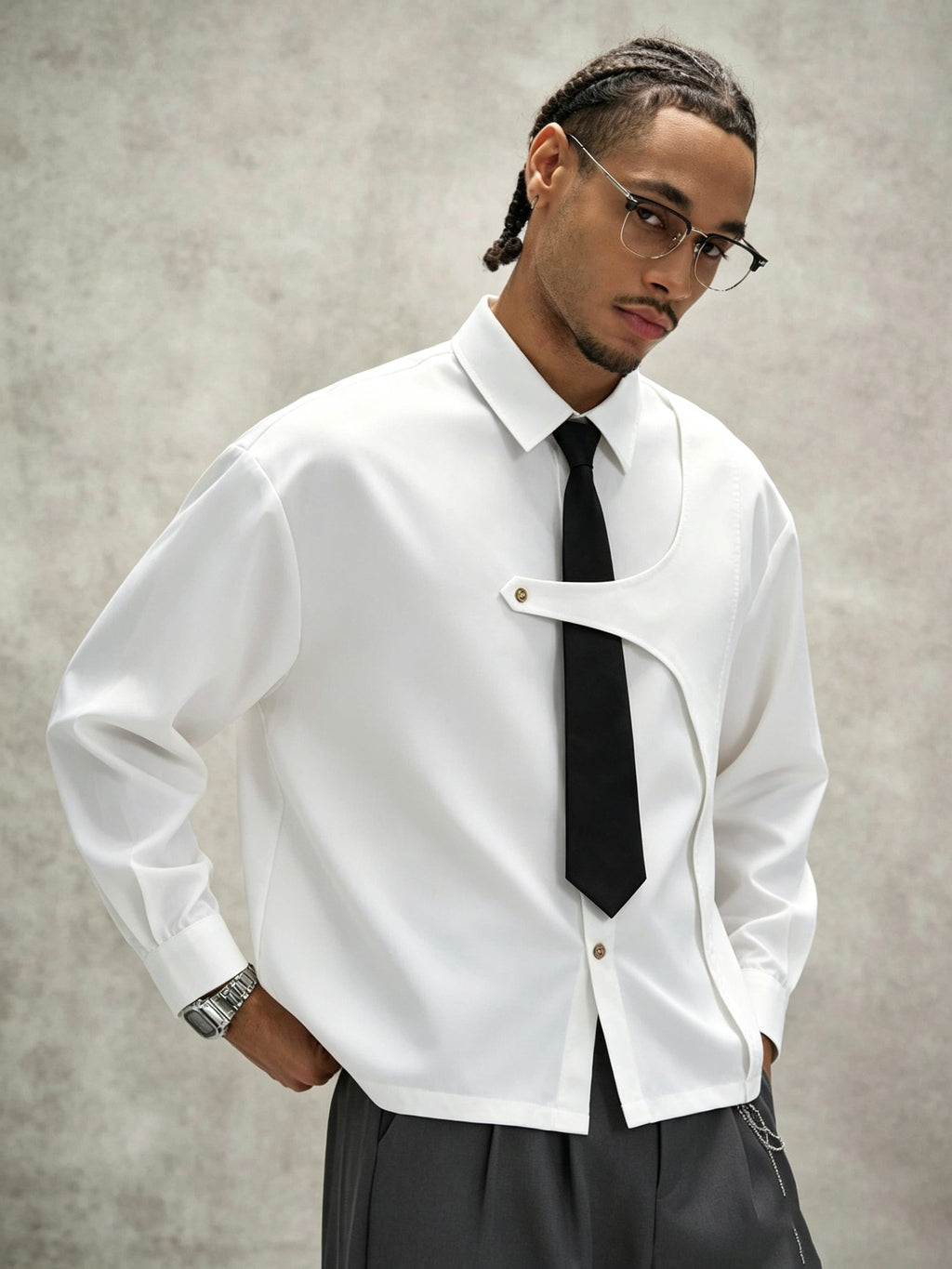 Men's White Long-sleeve Shirt with an Academic-style Design, Featuring a Detachable Tie. This Loose-fit, Dropped-shoulder Uniform Shirt Is a Minimalist Casual Shirt in a Niche Style, Suitable for Daily Outings, Outdoor Commuting, Back-to-school - White