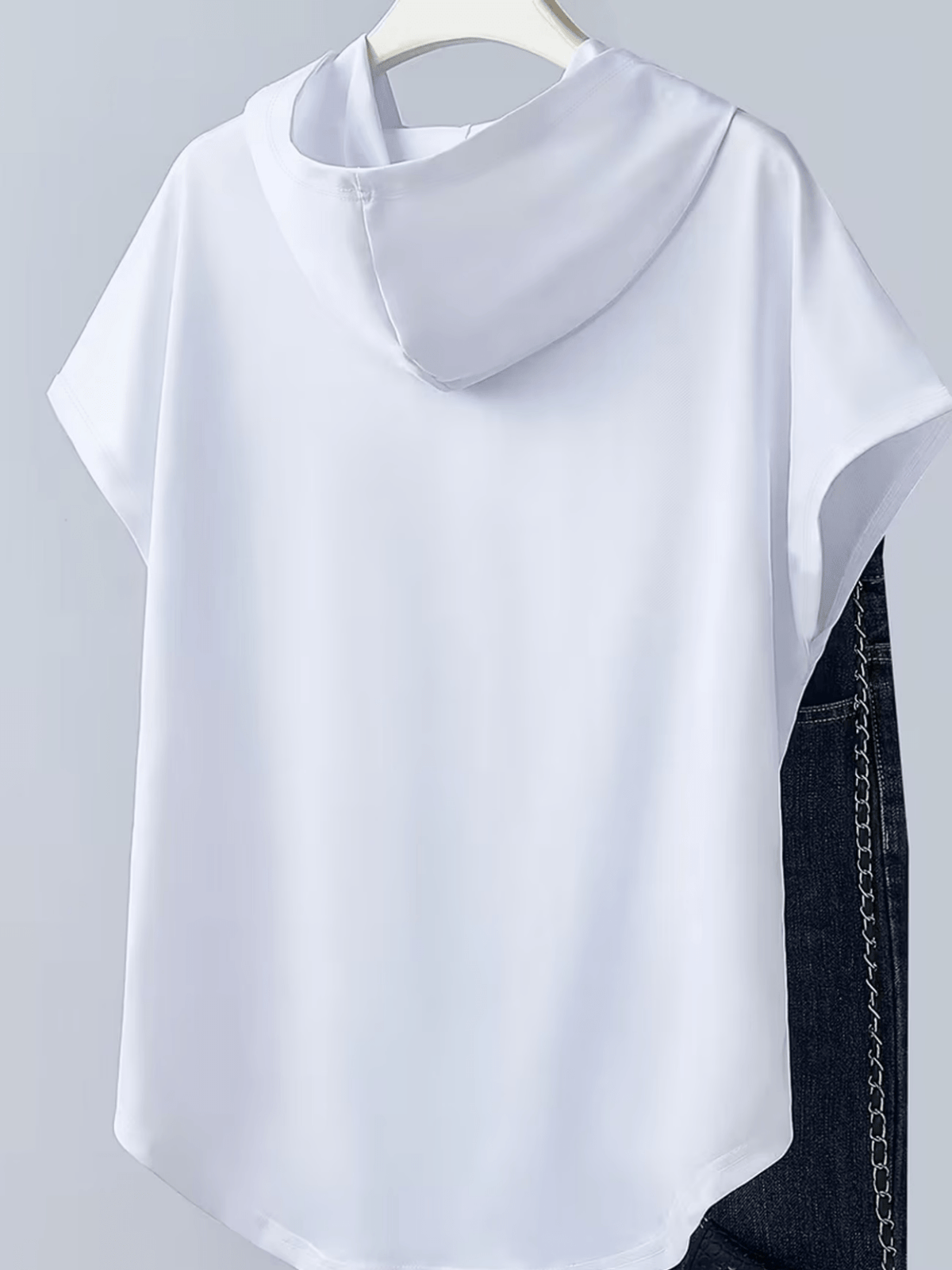 Cartoon Print Sporty Casual Style Women's Apparel, Hooded Loose Fit Design, Soft and Comfortable Top, Elegant Fashionable T-Shirt Hoodie with Short Sleeves, Suitable for Spring, Summer, Autumn, and Winter - White