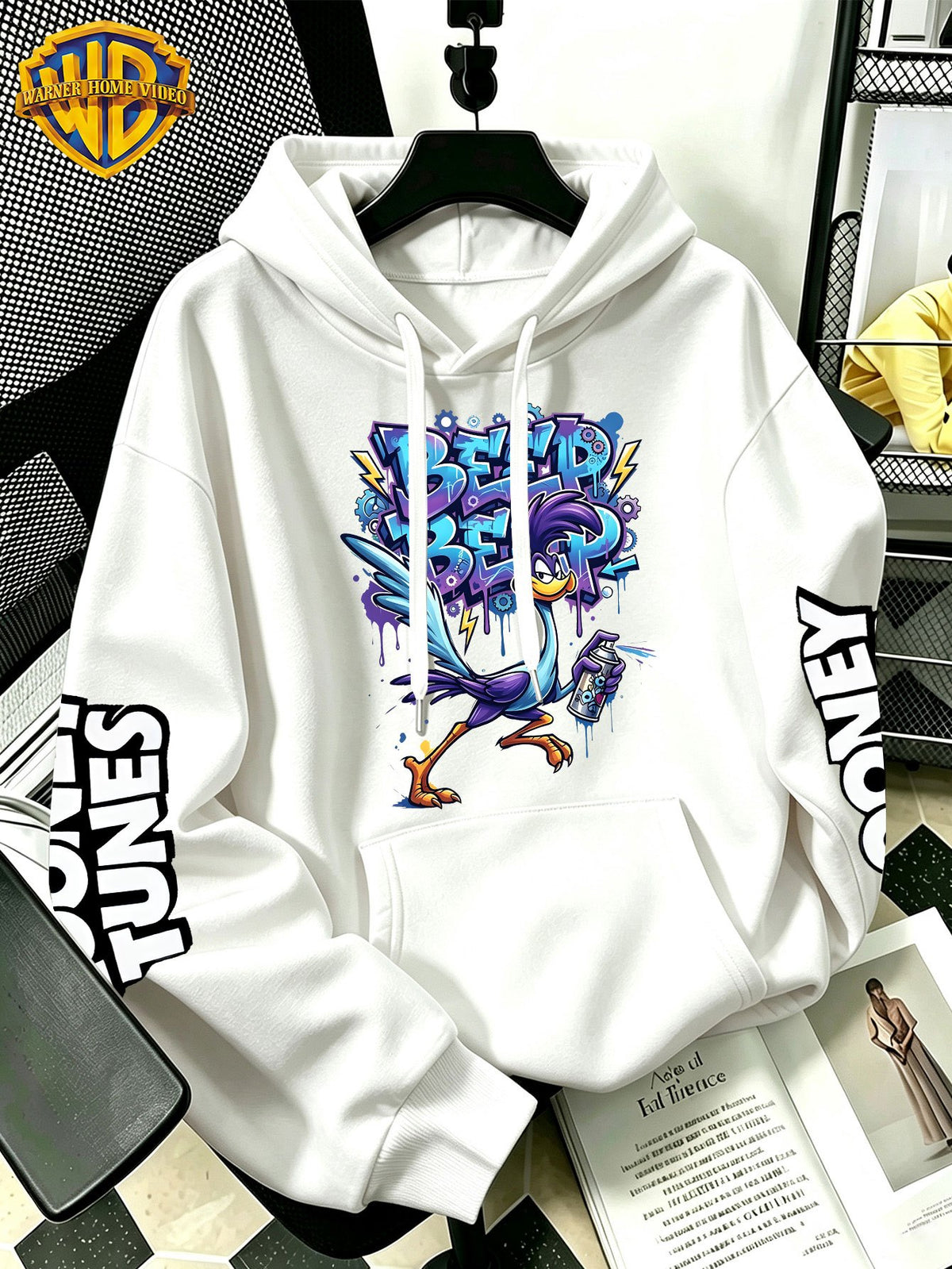 WB Warner Bros Official Men's & Women's Cyber Graffiti Runaway Bird Hoodie - Iconic WB Print Sweatshirt, Adjustable Hood, Loose Fit Warm Pullover for Fall/Winter, Machine Washable Suitable for Daily Wear & Outdoor Sports - White